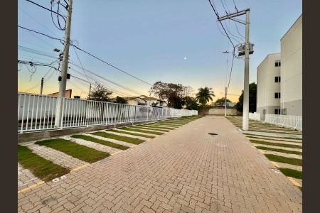 Apartamento para alugar com 49m², 2 quartos e 1 vagaGaragens