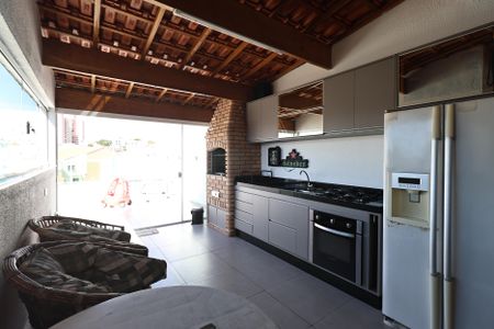 Apartamento à venda com 140m², 2 quartos e 2 vagasCobertura