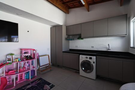 Apartamento à venda com 140m², 2 quartos e 2 vagasÁrea de Serviço