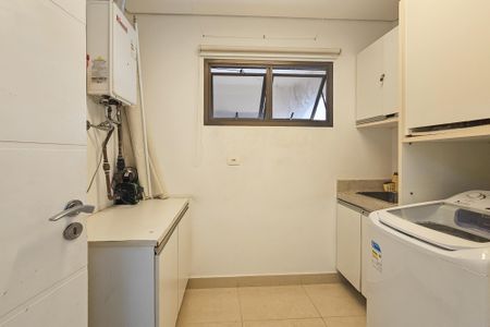 Apartamento para alugar com 400m², 3 quartos e 2 vagasÁrea de serviço