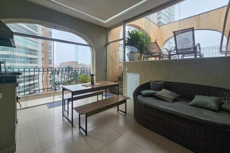 Apartamento para alugar com 400m², 3 quartos e 2 vagasVaranda
