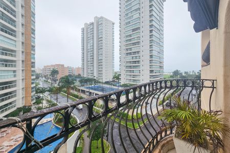 Apartamento para alugar com 400m², 3 quartos e 2 vagasVaranda