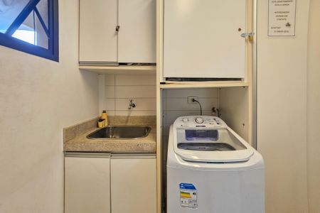 Apartamento para alugar com 400m², 3 quartos e 2 vagasÁrea de serviço