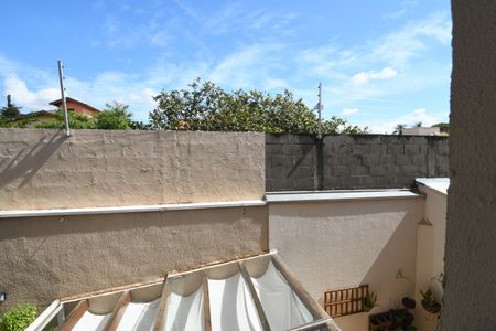 Casa de condomínio à venda com 100m², 3 quartos e 2 vagasQuarto 1 - Vista