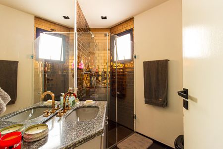 Apartamento à venda com 124m², 3 quartos e 2 vagasBanheiro Social