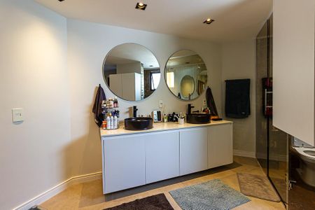 Apartamento à venda com 124m², 3 quartos e 2 vagasBanheiro Suíte 