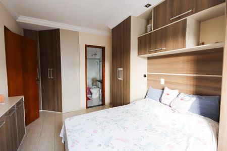 Casa à venda com 120m², 3 quartos e 3 vagas Casa à venda com 120m², 3 quartos e 3 vagasSuíte