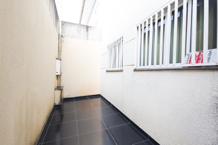 Casa à venda com 120m², 3 quartos e 3 vagas Casa à venda com 120m², 3 quartos e 3 vagasQuintal