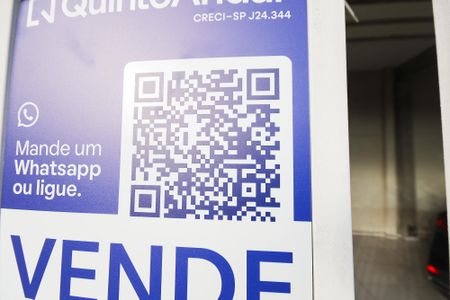 Casa à venda com 120m², 3 quartos e 3 vagas Casa à venda com 120m², 3 quartos e 3 vagasPlaca