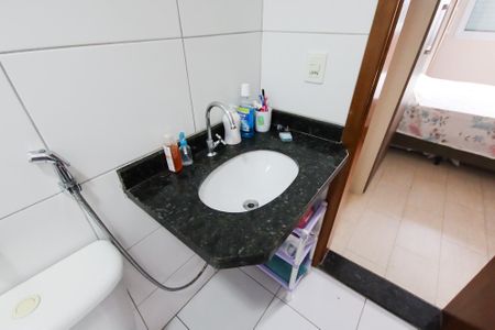 Casa à venda com 120m², 3 quartos e 3 vagas Casa à venda com 120m², 3 quartos e 3 vagasBanheiro da Suíte