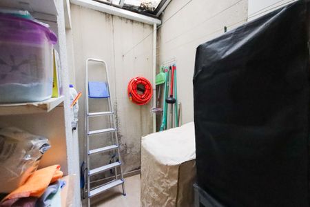 Casa à venda com 120m², 3 quartos e 3 vagas Casa à venda com 120m², 3 quartos e 3 vagasÁrea de Serviço