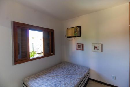 Casa de condomínio à venda com 300m², 5 quartos e 2 vagasSuíte Externa