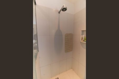 Casa de condomínio à venda com 300m², 5 quartos e 2 vagasBanheiro da Suíte 3