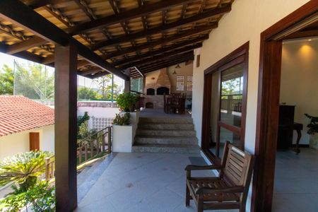 Casa de condomínio à venda com 300m², 5 quartos e 2 vagasVaranda da Sala