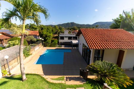 Casa de condomínio à venda com 300m², 5 quartos e 2 vagasÁrea externa