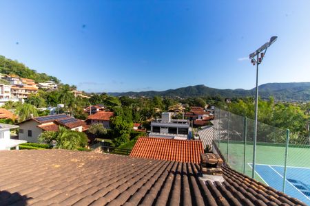 Casa de condomínio à venda com 300m², 5 quartos e 2 vagasVista da Suíte 3