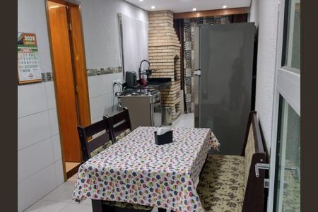 Apartamento à venda com 110m², 2 quartos e 2 vagasCozinha