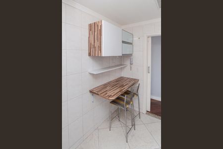 Apartamento para alugar com 154m², 5 quartos e 2 vagas Apartamento para alugar com 154m², 5 quartos e 2 vagasCozinha