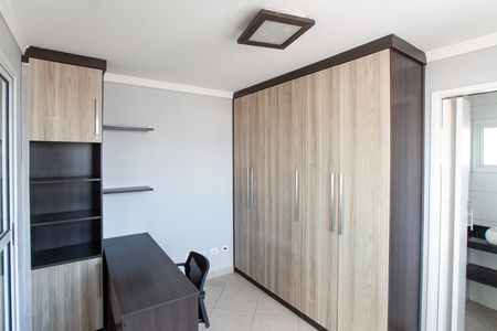 Apartamento para alugar com 154m², 5 quartos e 2 vagas Apartamento para alugar com 154m², 5 quartos e 2 vagasEscritório