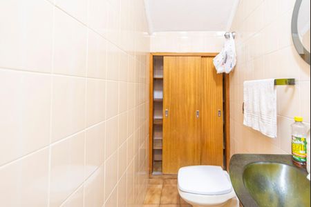 Casa à venda com 196m², 3 quartos e 2 vagasLavabo