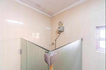 Casa à venda com 196m², 3 quartos e 2 vagasBanheiro Social