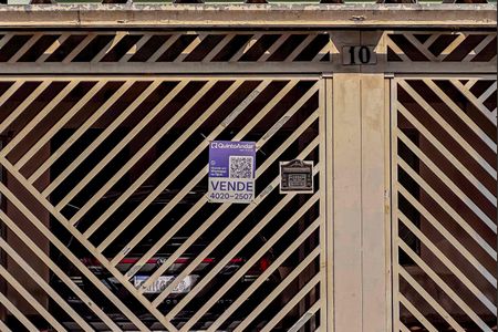 Casa à venda com 196m², 3 quartos e 2 vagasPlaca