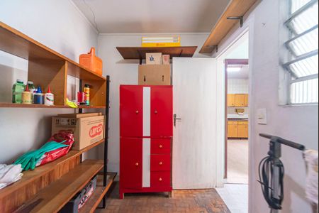 Casa à venda com 196m², 3 quartos e 2 vagasQuarto de Serviço