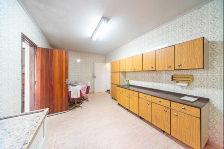 Casa à venda com 196m², 3 quartos e 2 vagasCozinha
