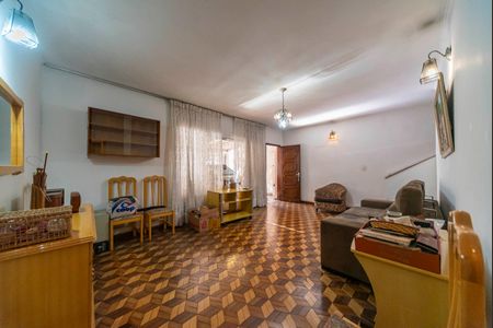 Casa à venda com 196m², 3 quartos e 2 vagasSala