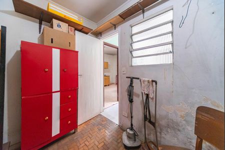 Casa à venda com 196m², 3 quartos e 2 vagasQuarto de Serviço