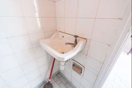 Casa à venda com 196m², 3 quartos e 2 vagasBanheiro de serviço