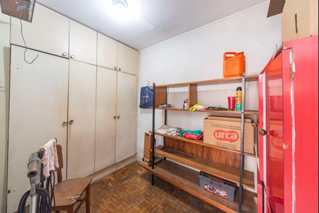 Casa à venda com 196m², 3 quartos e 2 vagasQuarto de Serviço