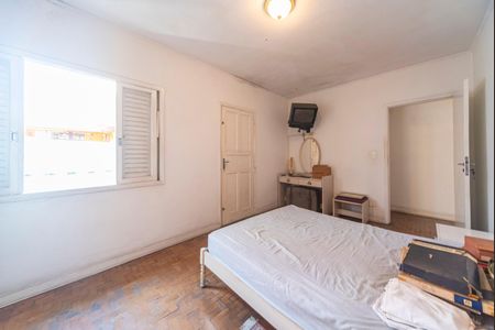 Casa à venda com 196m², 3 quartos e 2 vagasQuarto 3