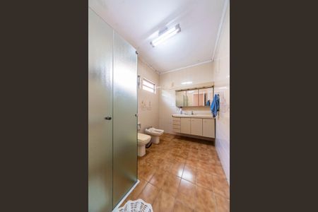 Casa à venda com 196m², 3 quartos e 2 vagasBanheiro Social