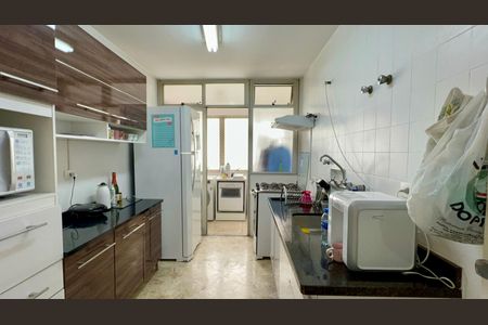 Apartamento à venda com 82m², 2 quartos e 1 vaga Apartamento à venda com 82m², 2 quartos e 1 vagaCozinha