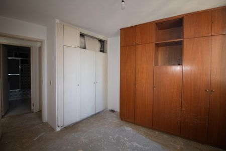 Apartamento à venda com 176m², 3 quartos e 2 vagasQuarto 2