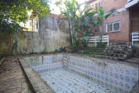 Casa à venda com 230m², 3 quartos e 2 vagasÁrea Externa