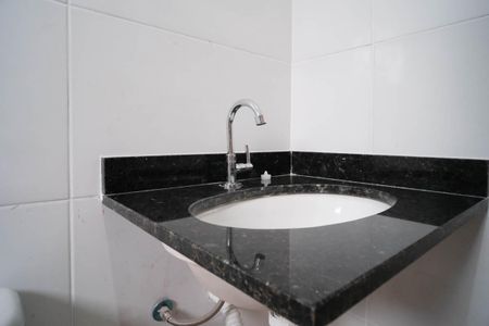 Casa à venda com 109m², 3 quartos e 2 vagasBanheiro/Suíte