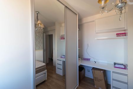 Apartamento à venda com 166m², 3 quartos e 3 vagas Apartamento à venda com 166m², 3 quartos e 3 vagasSuíte 02