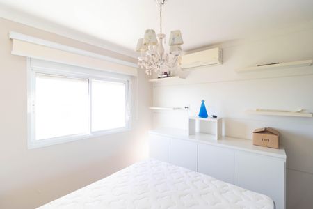 Apartamento à venda com 166m², 3 quartos e 3 vagas Apartamento à venda com 166m², 3 quartos e 3 vagasSuíte 01