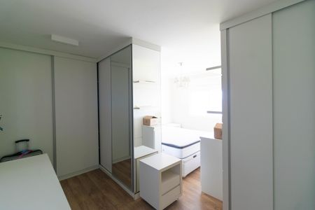 Apartamento à venda com 166m², 3 quartos e 3 vagas Apartamento à venda com 166m², 3 quartos e 3 vagasSuíte 01