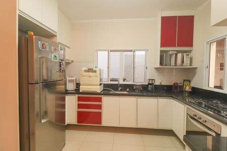 Casa de condomínio à venda com 147m², 3 quartos e 2 vagasCozinha