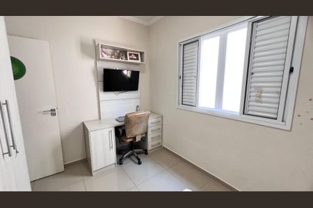 Casa de condomínio à venda com 147m², 3 quartos e 2 vagasQuarto