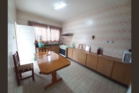 Casa para alugar com 350m², 3 quartos e 4 vagasCozinha