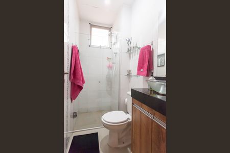 Banheiro Social de apartamento à venda com 2 quartos, 57m² em Fernão Dias, Belo Horizonte