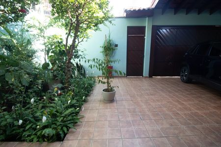 Casa à venda com 216m², 5 quartos e 4 vagasÁrea comum