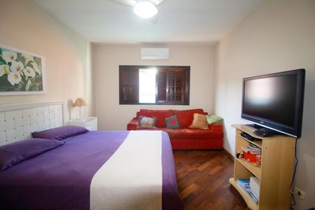 Casa à venda com 216m², 5 quartos e 4 vagasQuarto 4