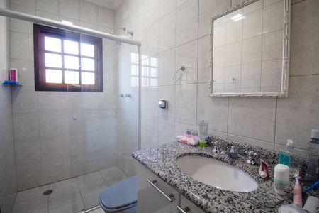 Casa à venda com 216m², 5 quartos e 4 vagasBanheiro - Quarto 4