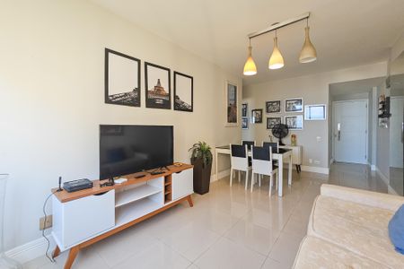 Apartamento para alugar com 50m², 1 quarto e 1 vaga Apartamento para alugar com 50m², 1 quarto e 1 vagaSala