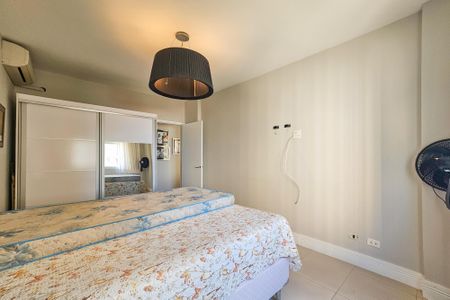 Apartamento para alugar com 50m², 1 quarto e 1 vaga Apartamento para alugar com 50m², 1 quarto e 1 vagaQuarto